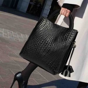 Motingsome Minimalism Fashion Women Bucket Bag Luxury Genuine Leather Handbags and Purses Soft Calfskin Casual Tote Bag Latest New